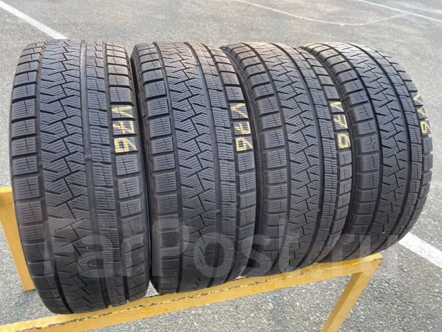 215/45 明るけれ R17、PIRELLI ICE ASIMMMETRICOタイヤ