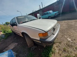 Saab 9000 ����