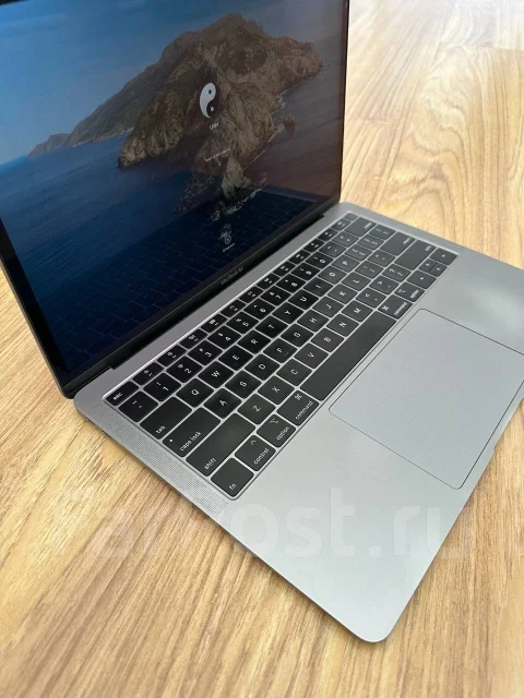 Apple MacBook Air 13 2019. ��� 8 ��, ���� 121���, WiFi: 1, Bluetooth: 1 ����