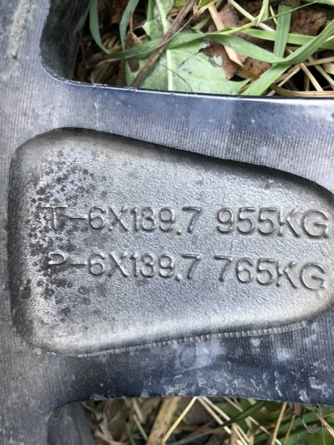 ����� ����� ����� V - PRO, �����,. x17", 6x139.7 ����