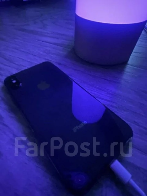 Apple iPhone X. �/�, 64 ��, ������ ����
