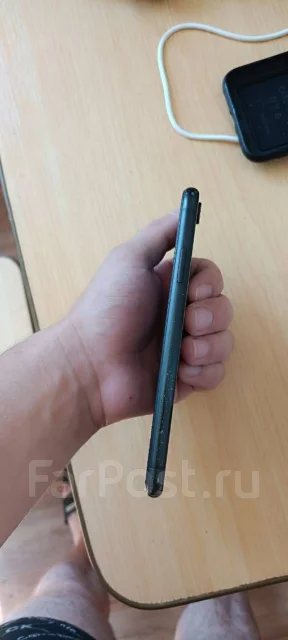 Apple iPhone Xr. �/�, 128 ��, 4G LTE ����