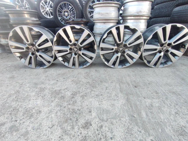 Mayors. 7.0x17", 4x100, ET45, �� 67���. ����