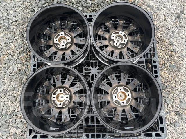 Hot Stuff Stich Explorer. 7.0x17", 4x100, ET45, �� 66,1���. ����