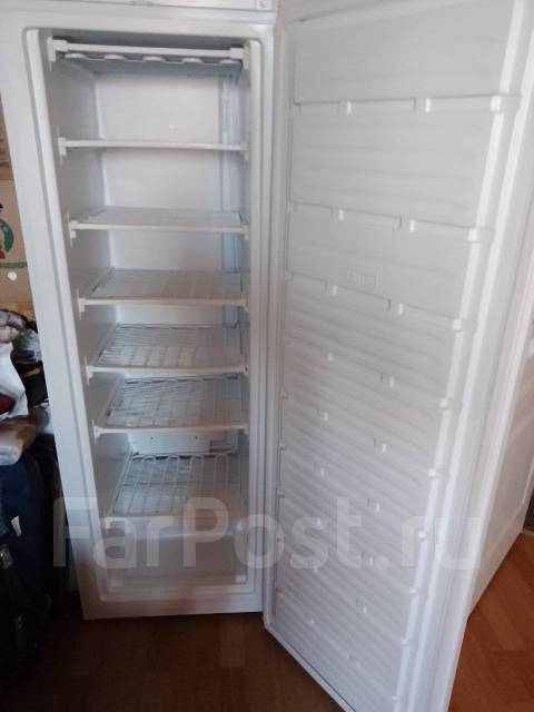 Морозильная камера, б/у, в наличии. Цена: 12 000₽ во Владивостоке