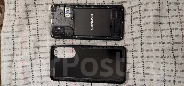 Realme C33. �����, 1 ��, ������, 3G, 4G LTE, Dual-SIM, NFC ����