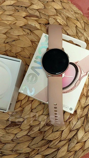 Samsung Galaxy Watch Active2. GPS ����