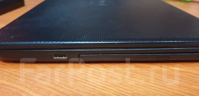 Dell Inspiron 3537. 15.6", 1,4����, ��� 8 ��, ���� 500���, WiFi: 1, Bluetooth: 1, ����������� �� 3��. ����