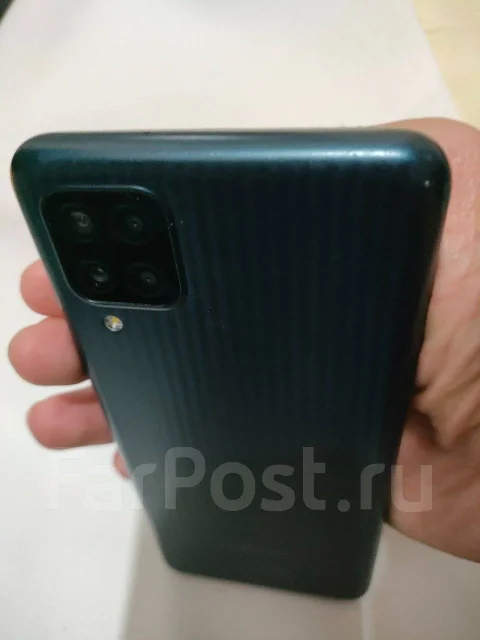 Samsung Galaxy M12. �/�, 64 ��, �����, 3G, 4G LTE, Dual-SIM, NFC ����
