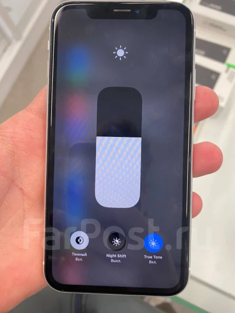 Apple iPhone Xr. �/�, 64 ��, �����, 3G, 4G LTE, NFC ����