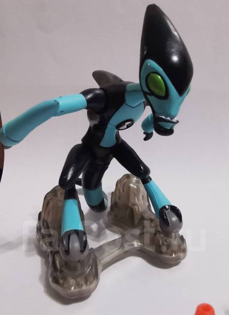 Фигурка Бен 10 (Ben 10) - Молния, б/у, в наличии. Цена: 350₽ во ...