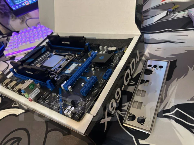LGA2011 ����