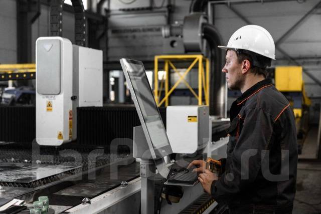 Оператор станка лазерной резки, работа в ООО \"ЗКО \"ДАЛЬСТАМ\" во ...