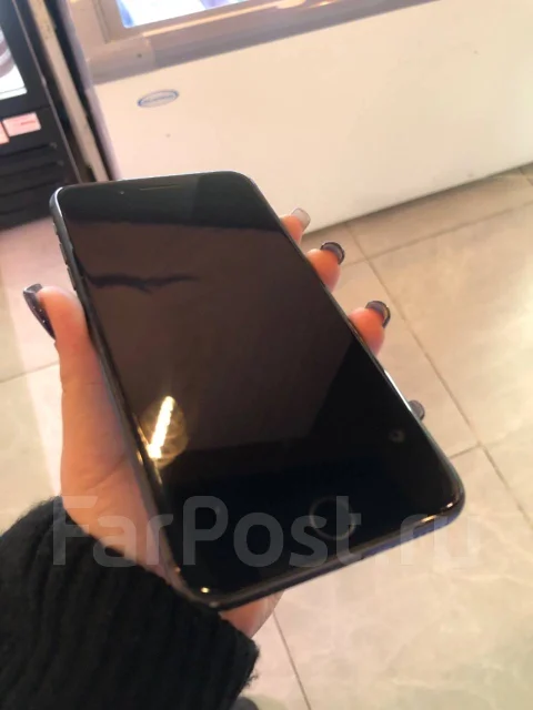Apple iPhone 8 Plus. �/�, 64 ��, ������ ����