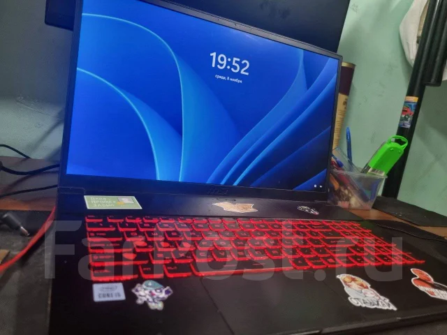 MSI GF75 Thin 10UD. 17.1", 2,5����, ��� 16 ��, ���� 1 000���, WiFi: 1, Bluetooth: 1, ����������� �� 5��. ����