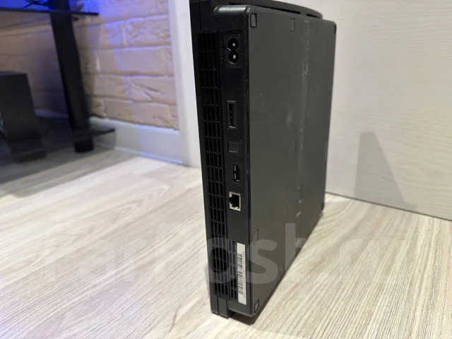 Sony PlayStation 3 Slim ����