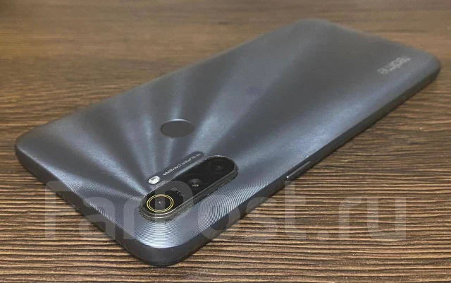 Realme C3. �/�, 32 ��, �����, 3G, 4G LTE, Dual-SIM ����