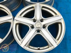 Dunlop Plencia. 7.0x17", 5x114.3, ET48, �� 73,1���. ����