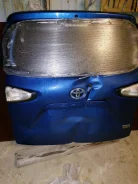 Toyota Sienta ����