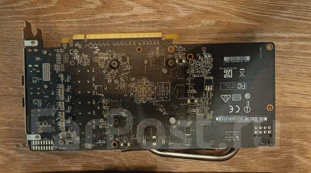 Radeon RX 570 ����