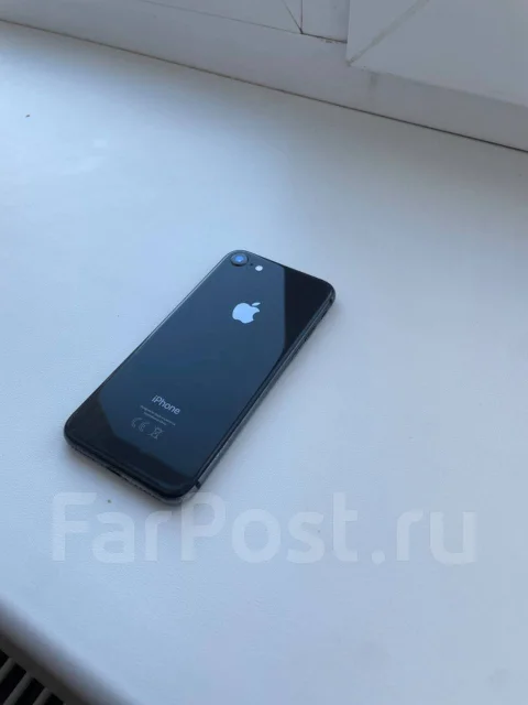 Apple iPhone 8. �/�, 64 ��, ������, 4G LTE ����