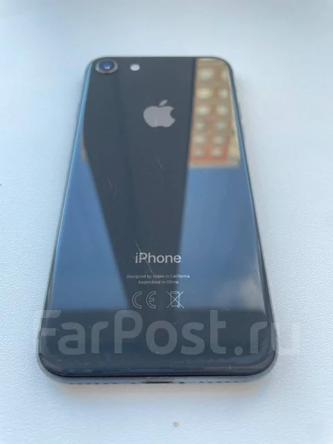 Apple iPhone 8. �/�, 64 ��, ������, 4G LTE ����