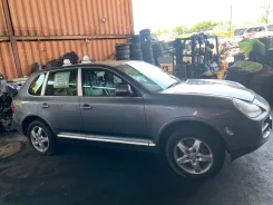 Porsche Cayenne. M02 2Y ����