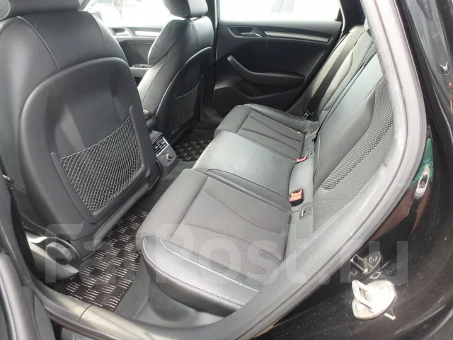 Audi A3. 8VCPTL, CPT ����