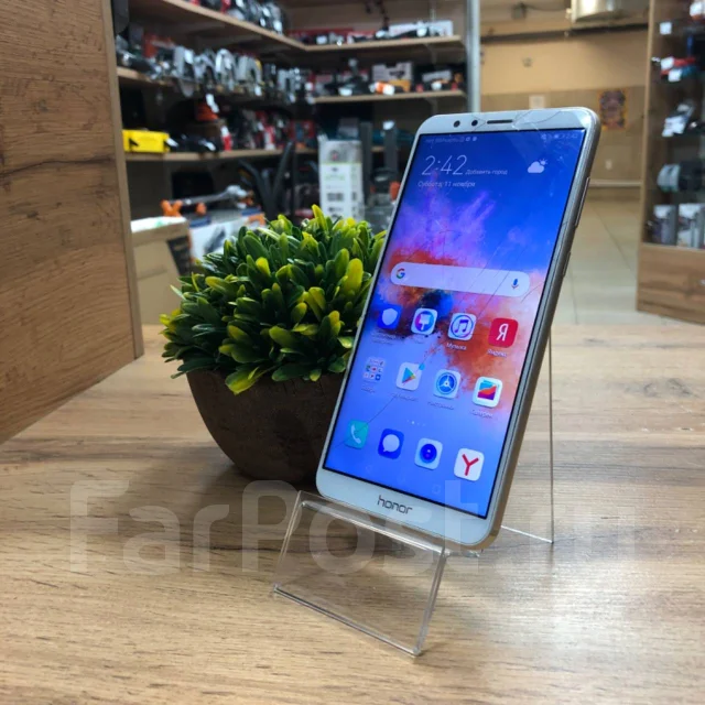 Honor 7X. �/�, 64 ��, ������� ����