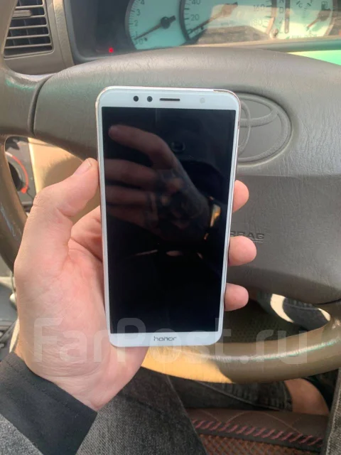 Honor 7C. �/�, 16 ��, �����, ������� ����