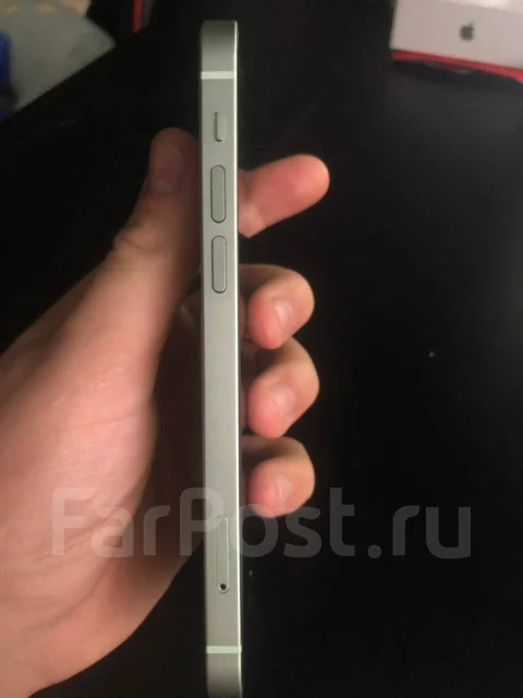 Apple iPhone 12. �/�, 64 ��, �������, 4G LTE, 5G, NFC ����