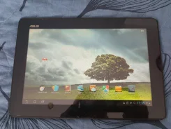 Asus Transformer Pad TF300TG. 10.1 ������, ������ 16 �� ����