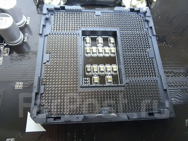 Материнская плата Gigabyte H110, б/у, в наличии. Цена: 500₽ в Находке
