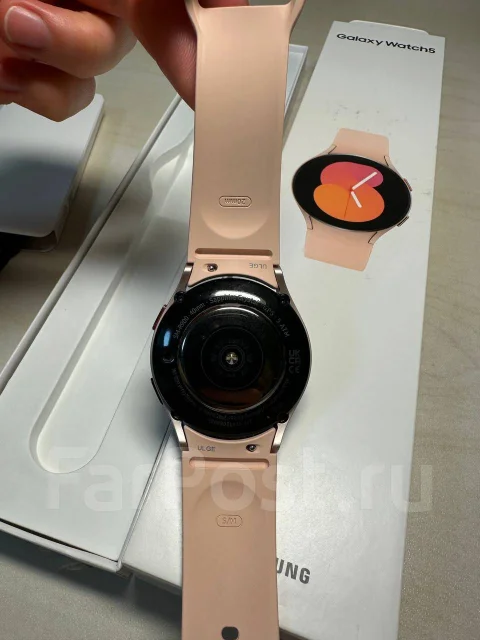 Samsung. GPS, SIM-�����, IP68 ����
