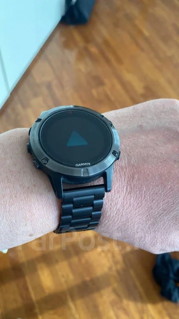Garmin Fenix 5. GPS, NFC, IP68 ����