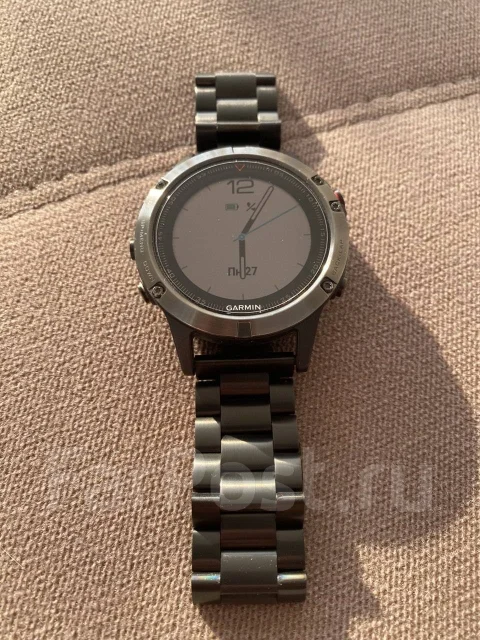 Garmin Fenix 5. GPS, NFC, IP68 ����