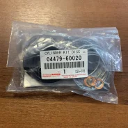 ����������� ��������� �������� Toyota LAND 8*, Hilux 130 04479-60020 �������� Toyota 0447960020 ����