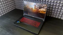 MSI Katana GF76 12UE. 17.3", 144����, ��� 16 ��, ���� 512���, WiFi: 1, Bluetooth: 1, ����������� �� 5��. ����
