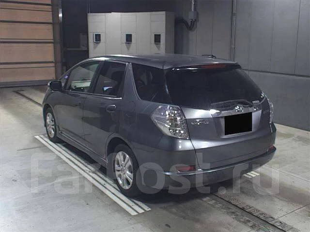 Honda Fit Shuttle. GP2, LDA ����