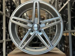 Vossen CV5. 7.5x17", 4x100, ET35, �� 73,1���. ��� ����� �� ������������ ����