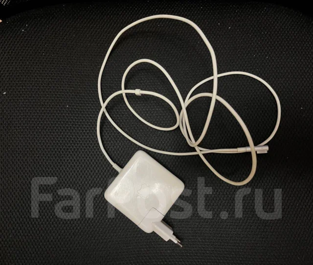 Apple MacBook Pro 15 2010 Mid. 15", 2,4����, ��� 6 ��, ���� 128���, WiFi: 1, Bluetooth: 1, ����������� �� 1��. ����