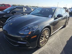 Porsche Panamera ����