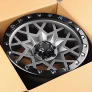 MLJ Black Rhino Sprocket. 9.0x17", 6x139.7, ET0, �� 106,1���. ��� ����� �� ������������ ����