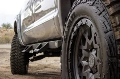 MLJ Black Rhino Sprocket. 9.0x17", 6x114.3, ET12, �� 66,1���. ��� ����� �� ������������ ����