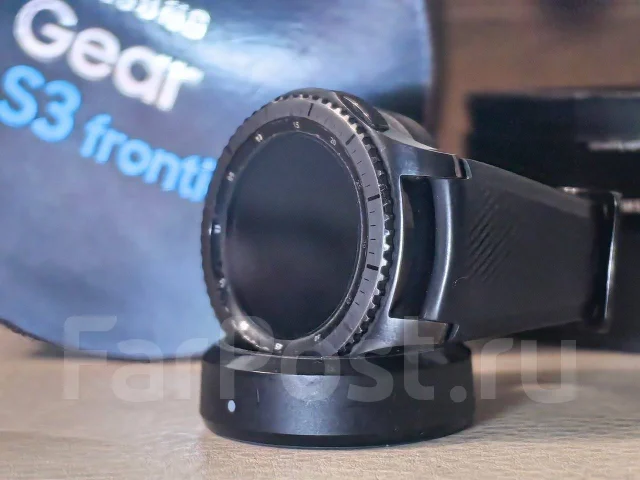 Samsung Gear S3 Frontier. GPS, NFC, IP68 ����