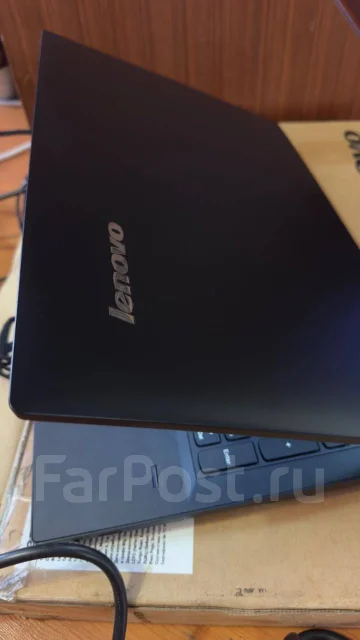 Lenovo B50-30. 15.6", 2,6����, ��� 2048 ��, ���� 320���, WiFi: 1, Bluetooth: 1, ����������� �� 3��. ����
