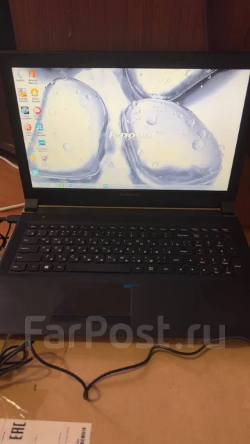 Lenovo B50-30. 15.6", 2,6����, ��� 2048 ��, ���� 320���, WiFi: 1, Bluetooth: 1, ����������� �� 3��. ����