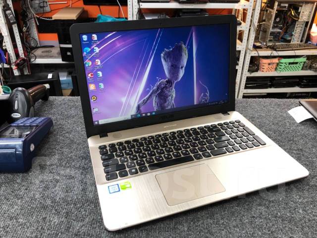 Asus для танков ! i3-6006U, 12Гб, SSD 256, GeForce 920MX 2Гб! Гарантия ...