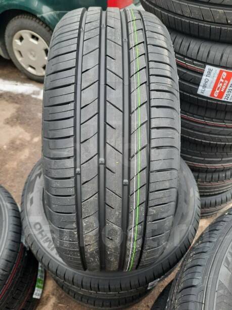 Kumho ecsta hs52 235 55 r17