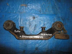 ������� ��������� Toyota Harrier MCU15 5238048010 ����